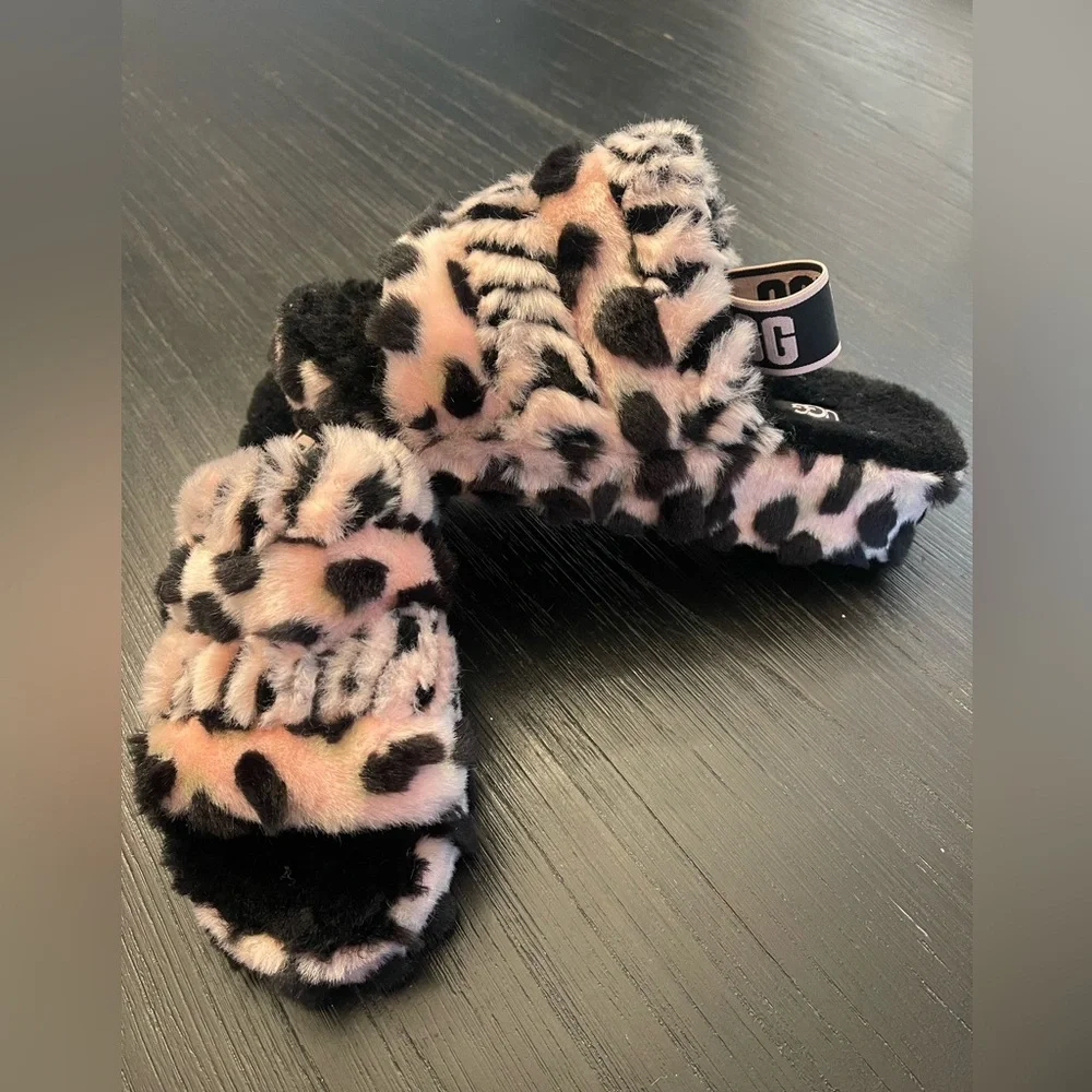 UGG Black and Pink Cozy Slippers Plush Comfort - Picture 2 of 10